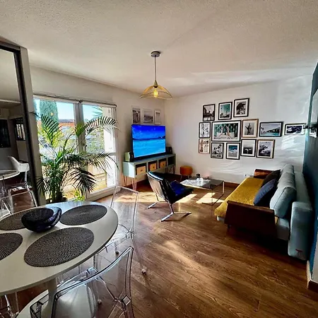 Standing, Jardin, Terrasse, Parking Apartment